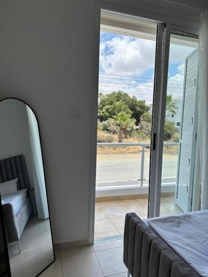 H&O Alina Sunset Apartment Paphos Exterior foto